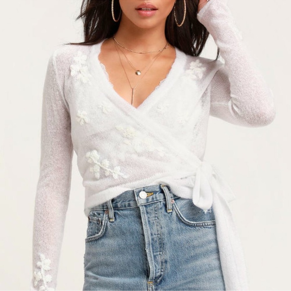 ISO Lulus My treasure White Sheer Embroidered long Sleeve wrap top